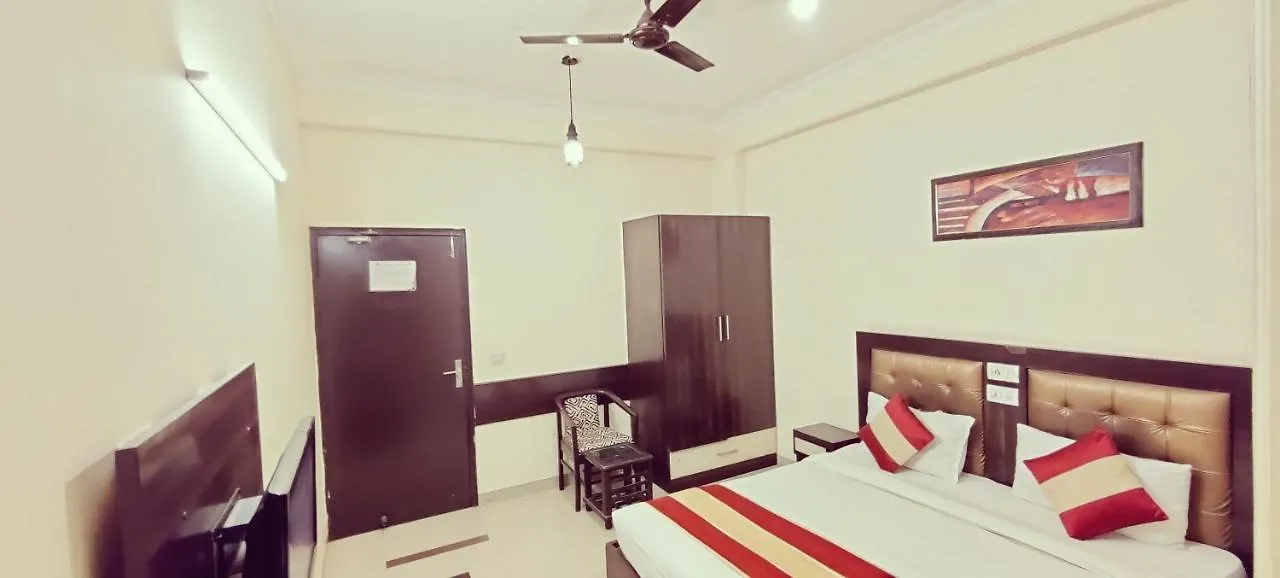 Hotel Radiance Inn  Gurgaon